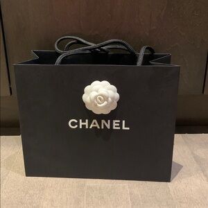Chanel Shopping Bags Black with camellia authentic